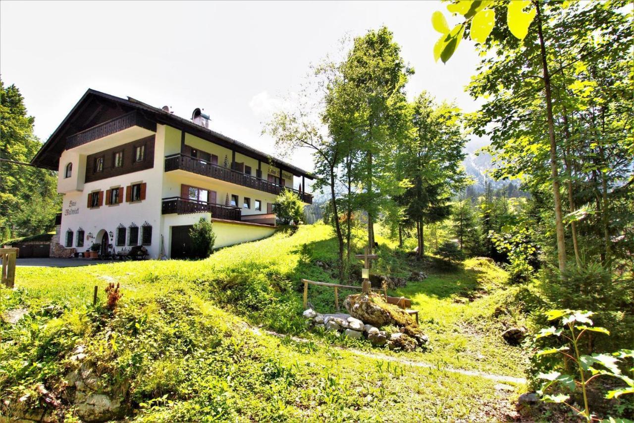 Отель Ferienhaus Waldwinkl Грайнау Экстерьер фото
